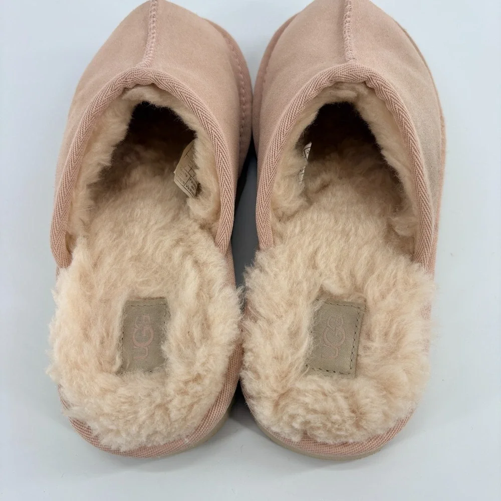 UGG‎ Keegan Big Kid's Size 2 US Pink Suede Shearling Slippers 1126382K